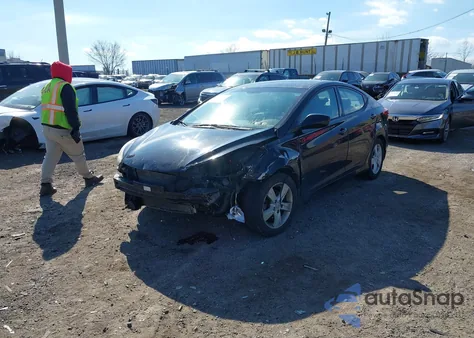 2013 Hyundai Elantra Gls z USA, uszkodzony, nr VIN KMHDH4AE9DU867838